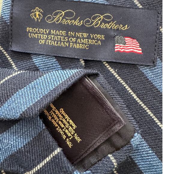 Brooks Brothers wool/silk power stripe tie blue navy white 3.25”w - Picture 4 of 6